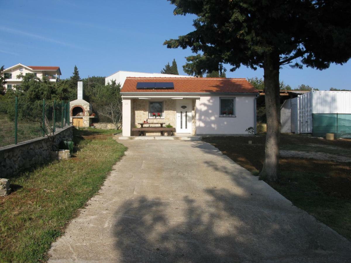 Villa Kuca Za Odmor Tomic Zadar Exterior foto